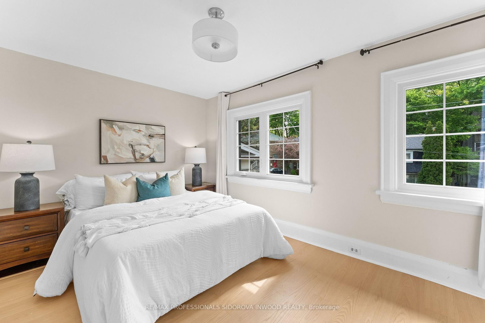 408 Glenlake Avenue • Toronto, ON photo 23