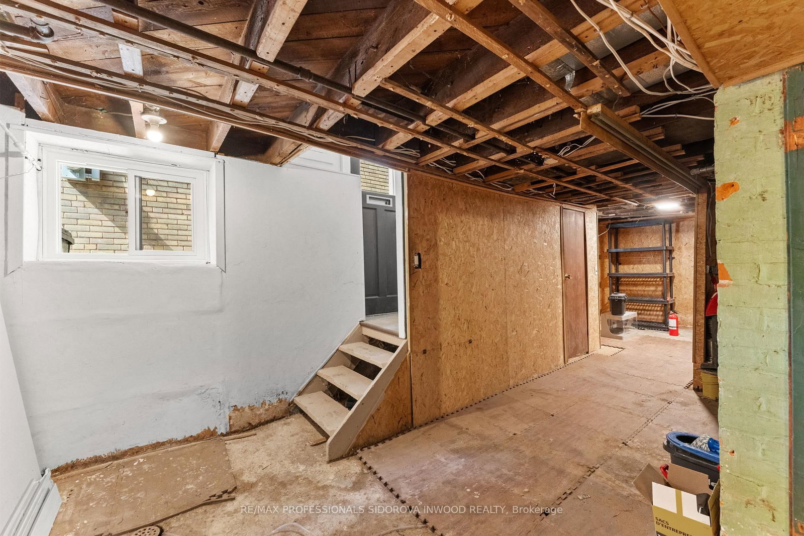 408 Glenlake Avenue • Toronto, ON photo 27