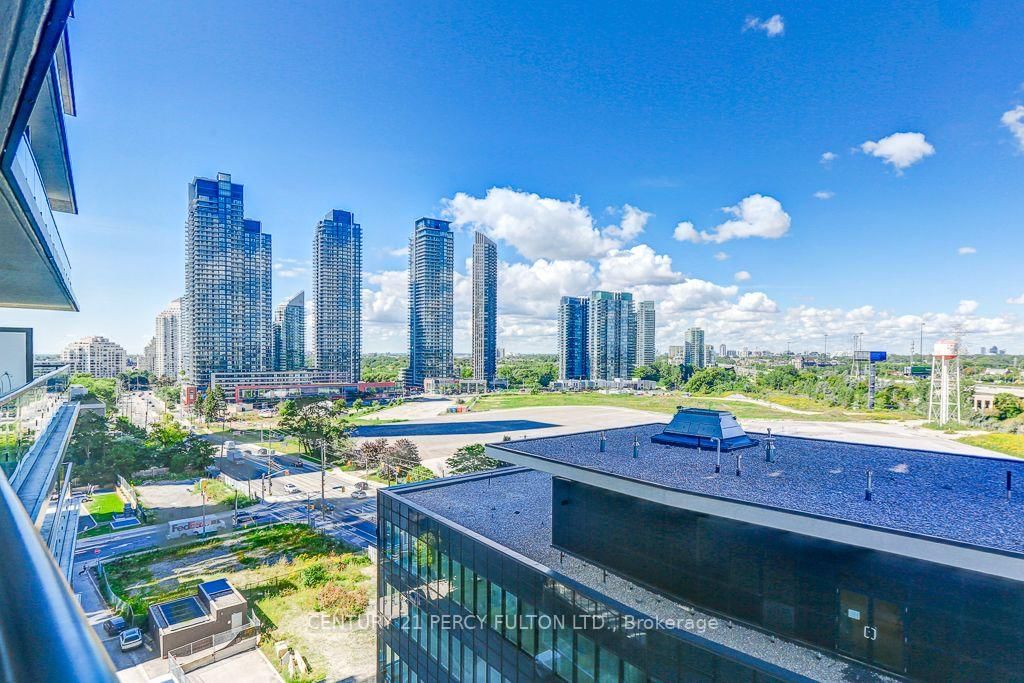 38 Annie Craig Drive • #1110 • Toronto, ON photo 16