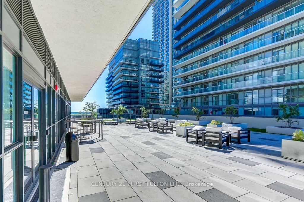 38 Annie Craig Drive • #1110 • Toronto, ON photo 20