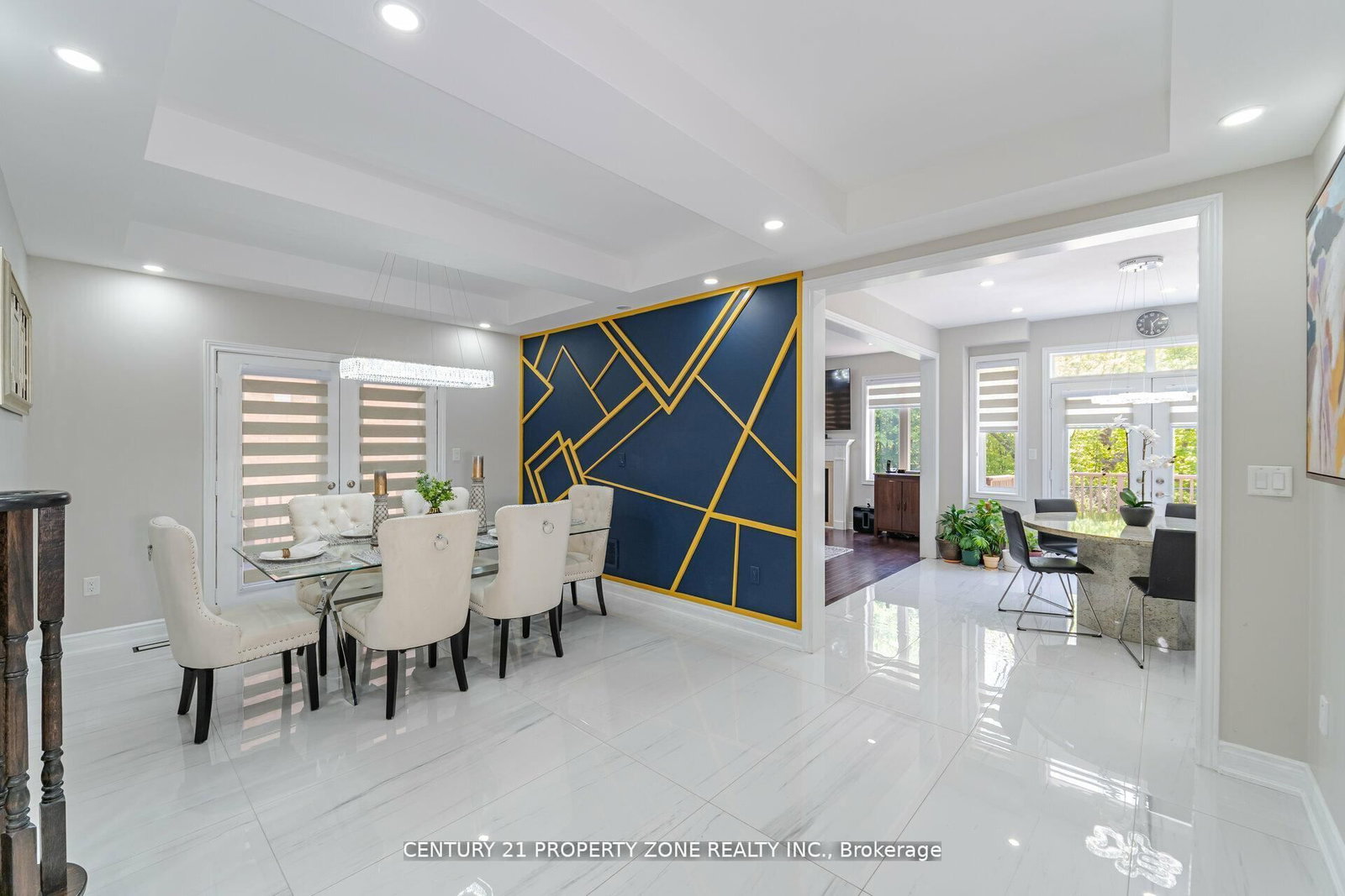 8 Teal Crest Circle • Brampton, ON photo 10