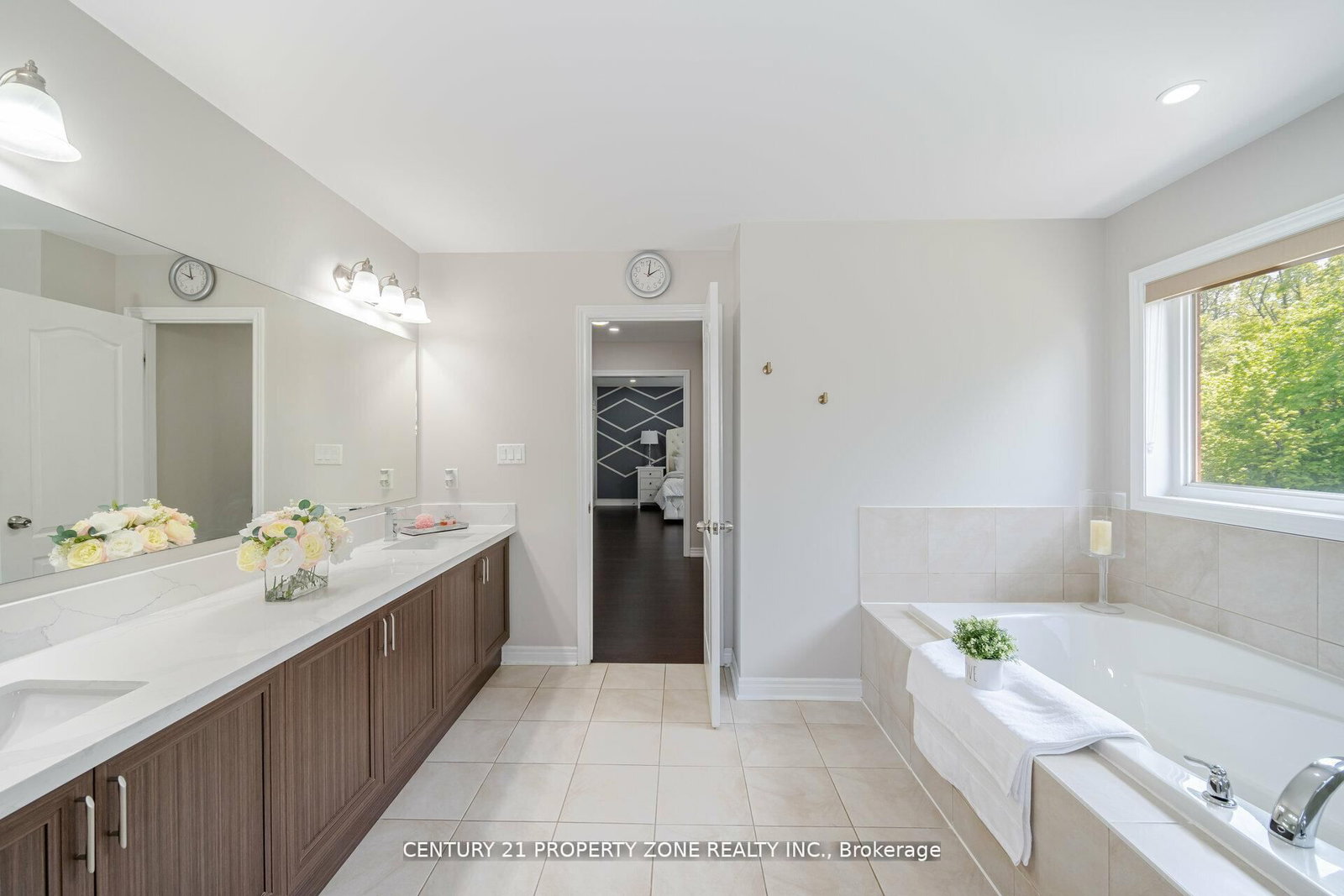 8 Teal Crest Circle • Brampton, ON photo 35
