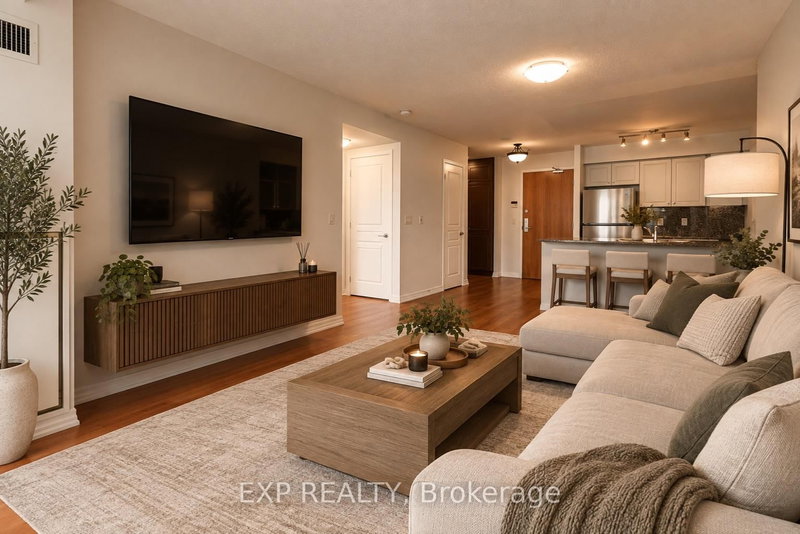 909 - 1403 Royal York Road