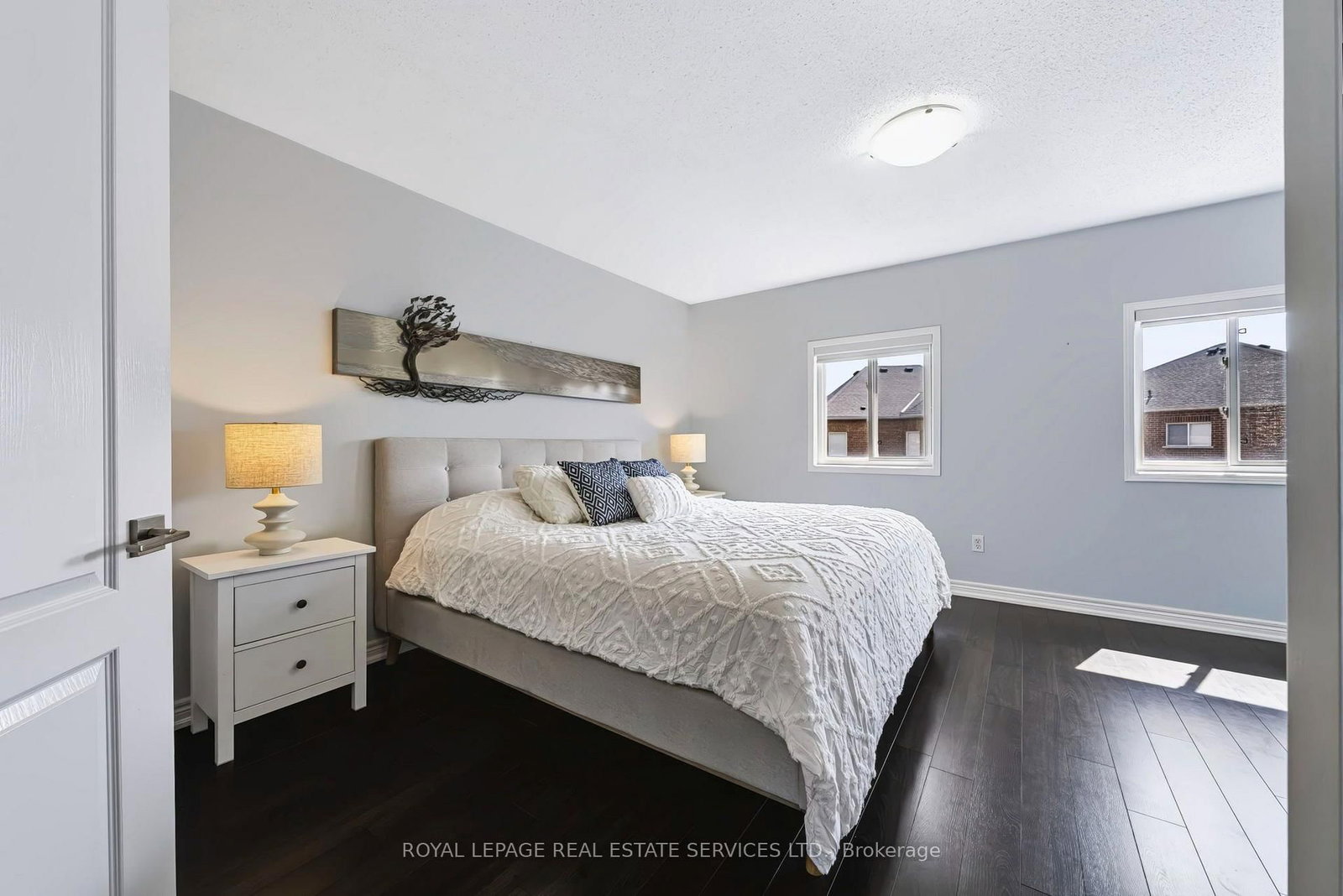 5856 Blue Spruce Avenue • Burlington, ON photo 22