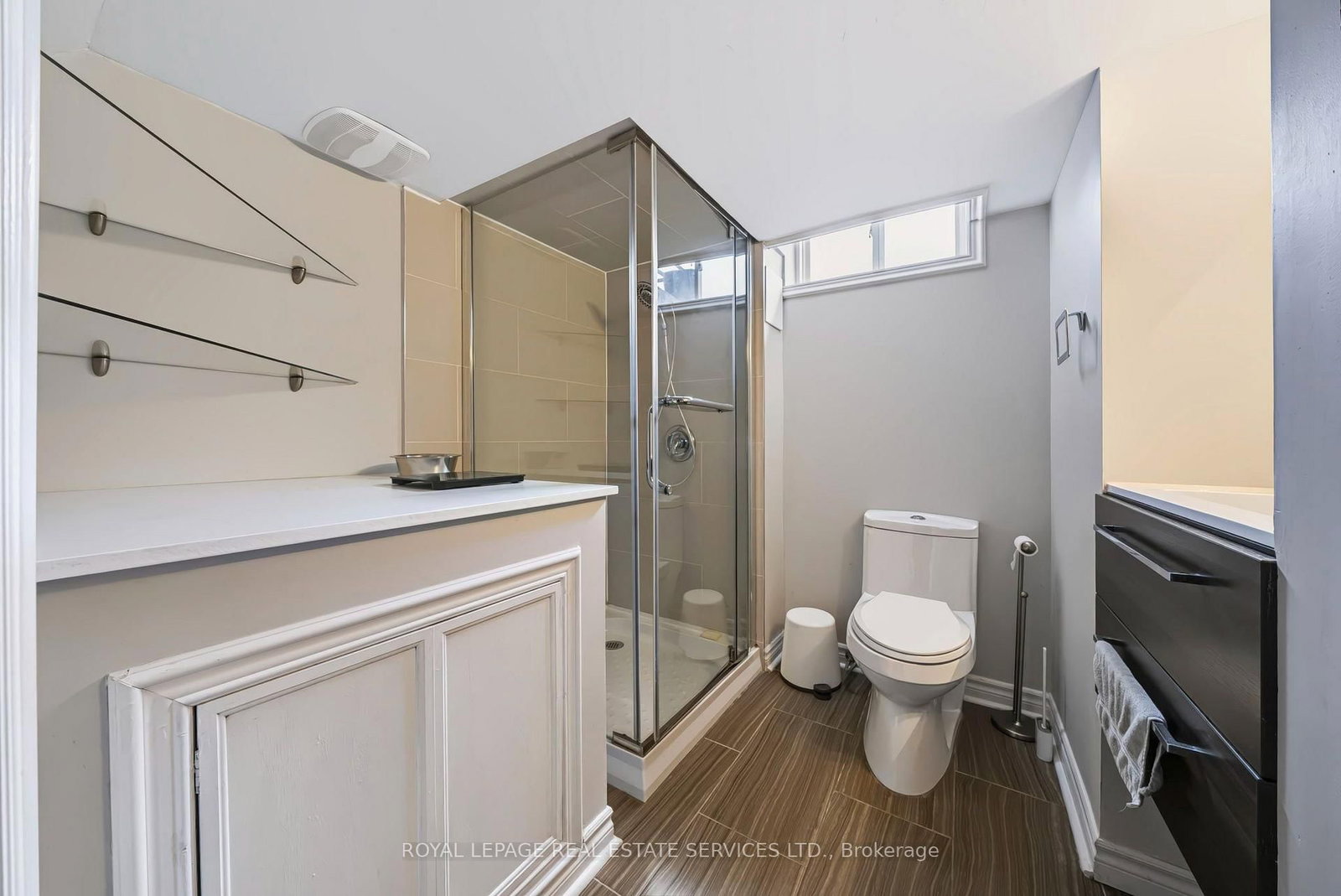 5856 Blue Spruce Avenue • Burlington, ON photo 33