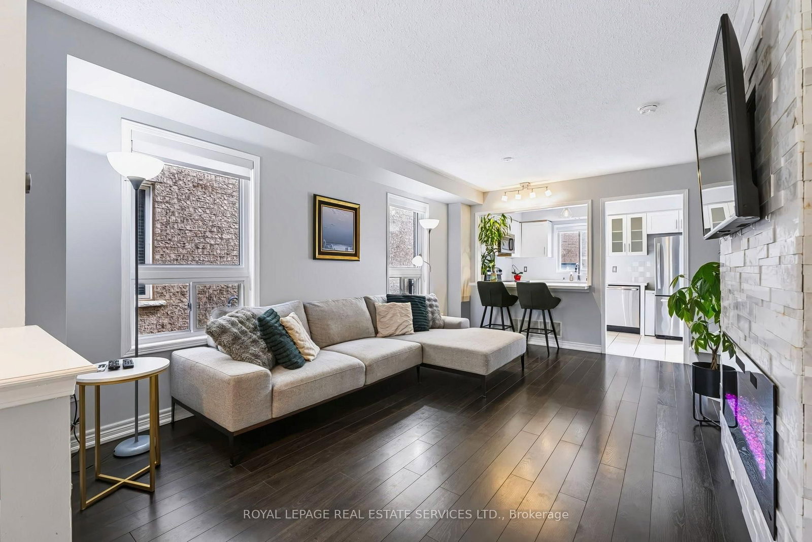 5856 Blue Spruce Avenue • Burlington, ON photo 8