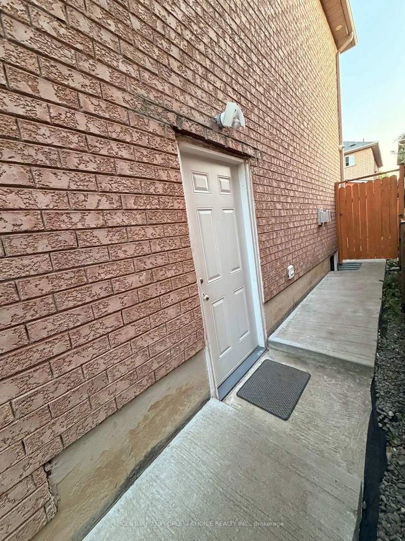 Unit 2, Basement - 36 Allangrove Drive