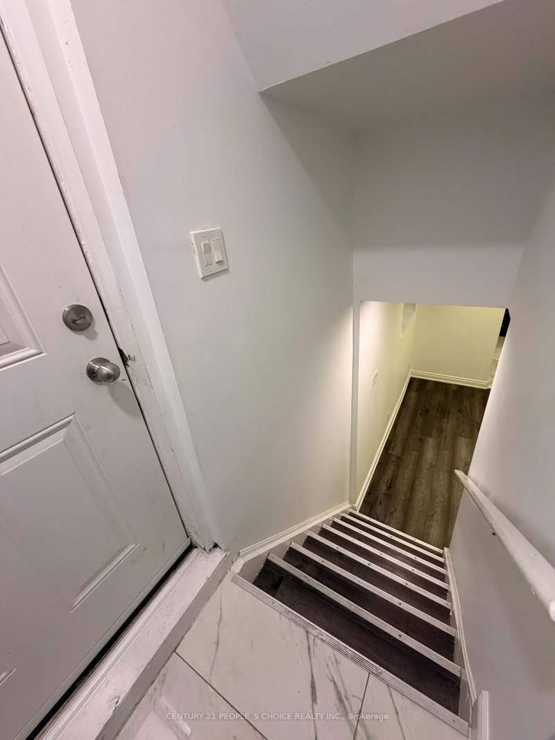 Unit 2, Basement - 36 Allangrove Drive