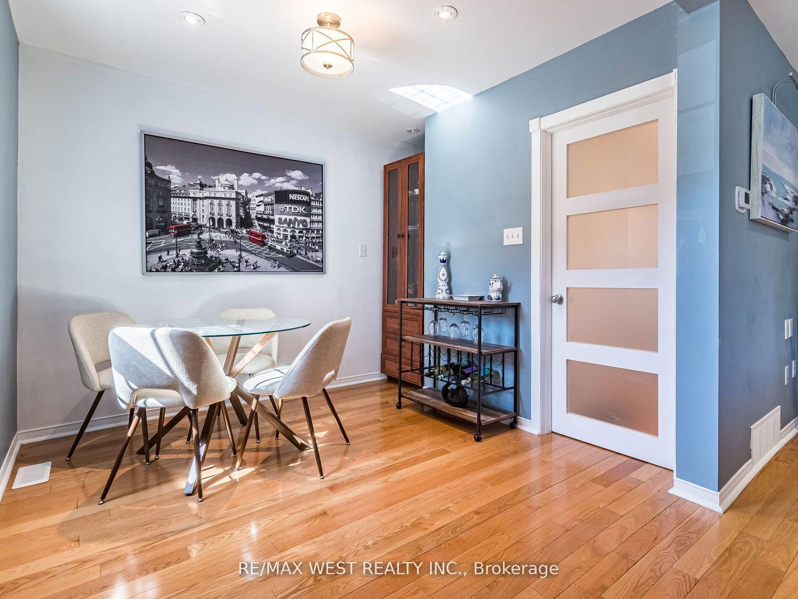 76 Laburnham Avenue • Toronto, ON photo 12
