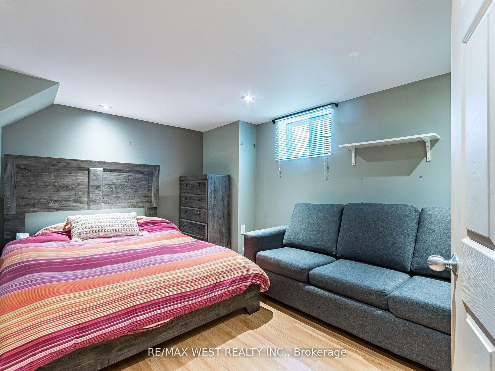 76 Laburnham Avenue • Toronto, ON photo 26