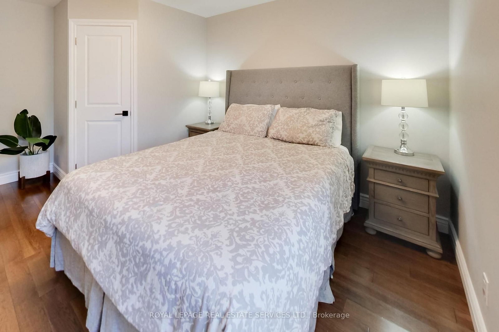 21 Parker Avenue • Toronto, ON photo 8