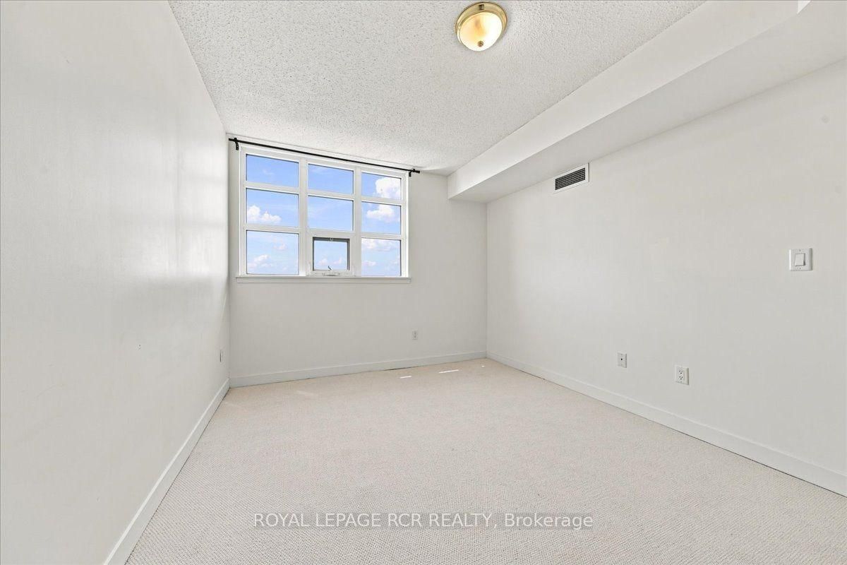812 Lansdowne Avenue • #908 • Toronto, ON photo 14