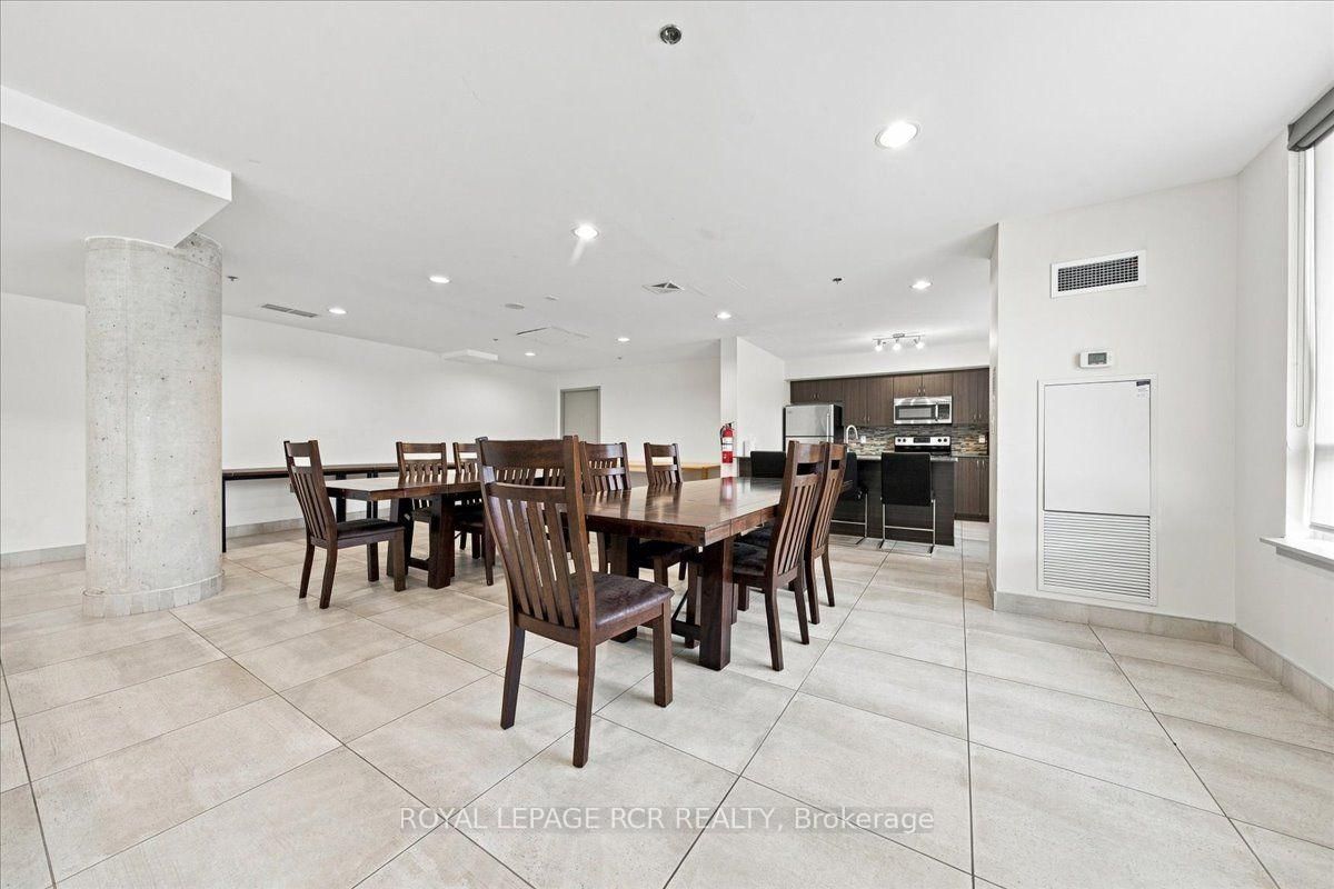 812 Lansdowne Avenue • #908 • Toronto, ON photo 23