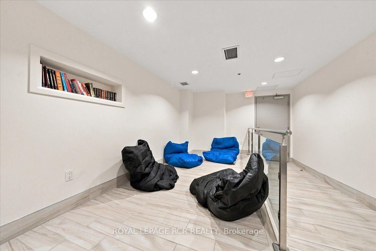 812 Lansdowne Avenue • #908 • Toronto, ON photo 25