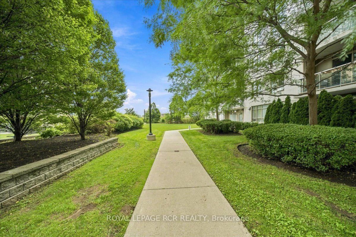 812 Lansdowne Avenue • #908 • Toronto, ON photo 31