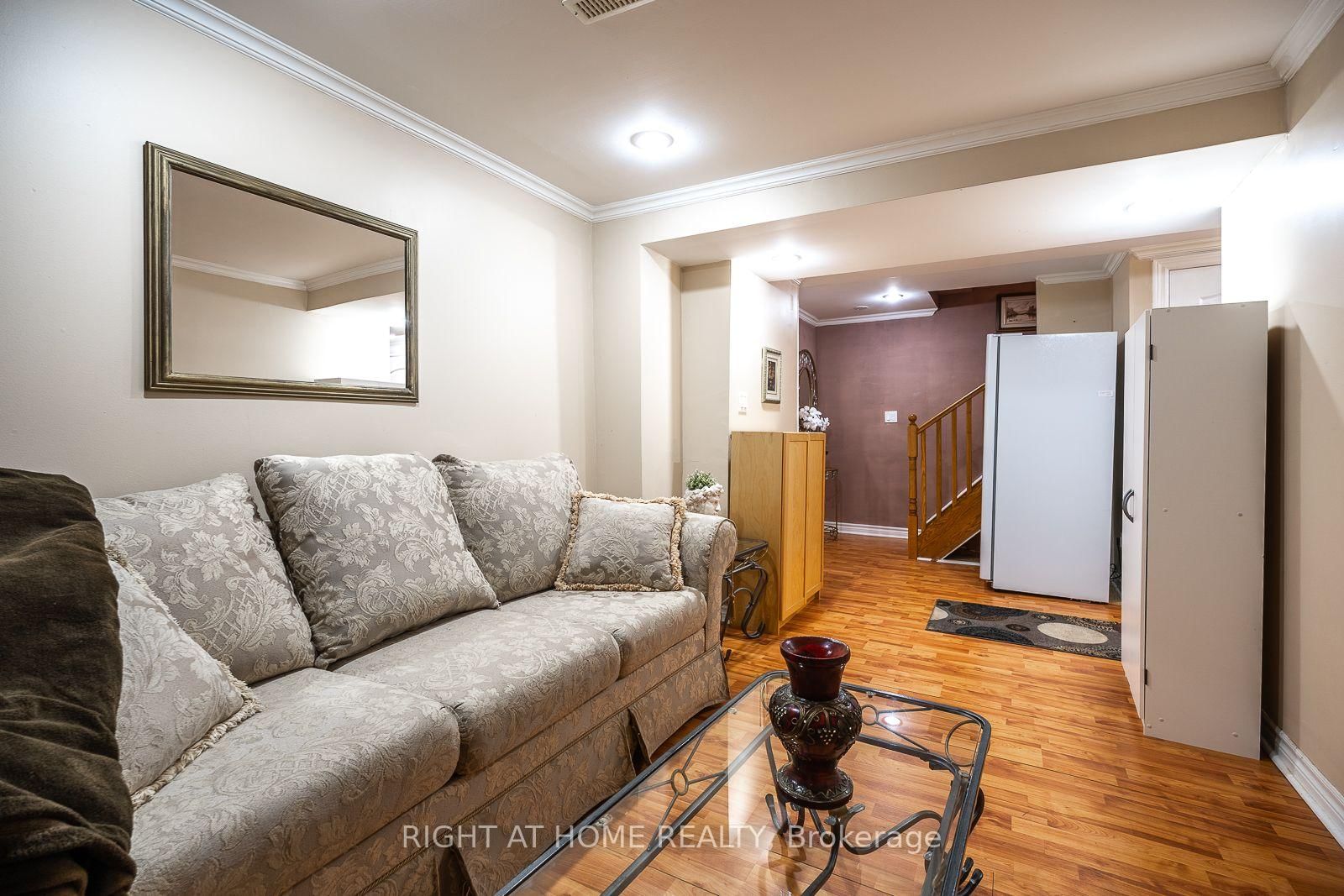 54 Niagara Place • Brampton, ON photo 32
