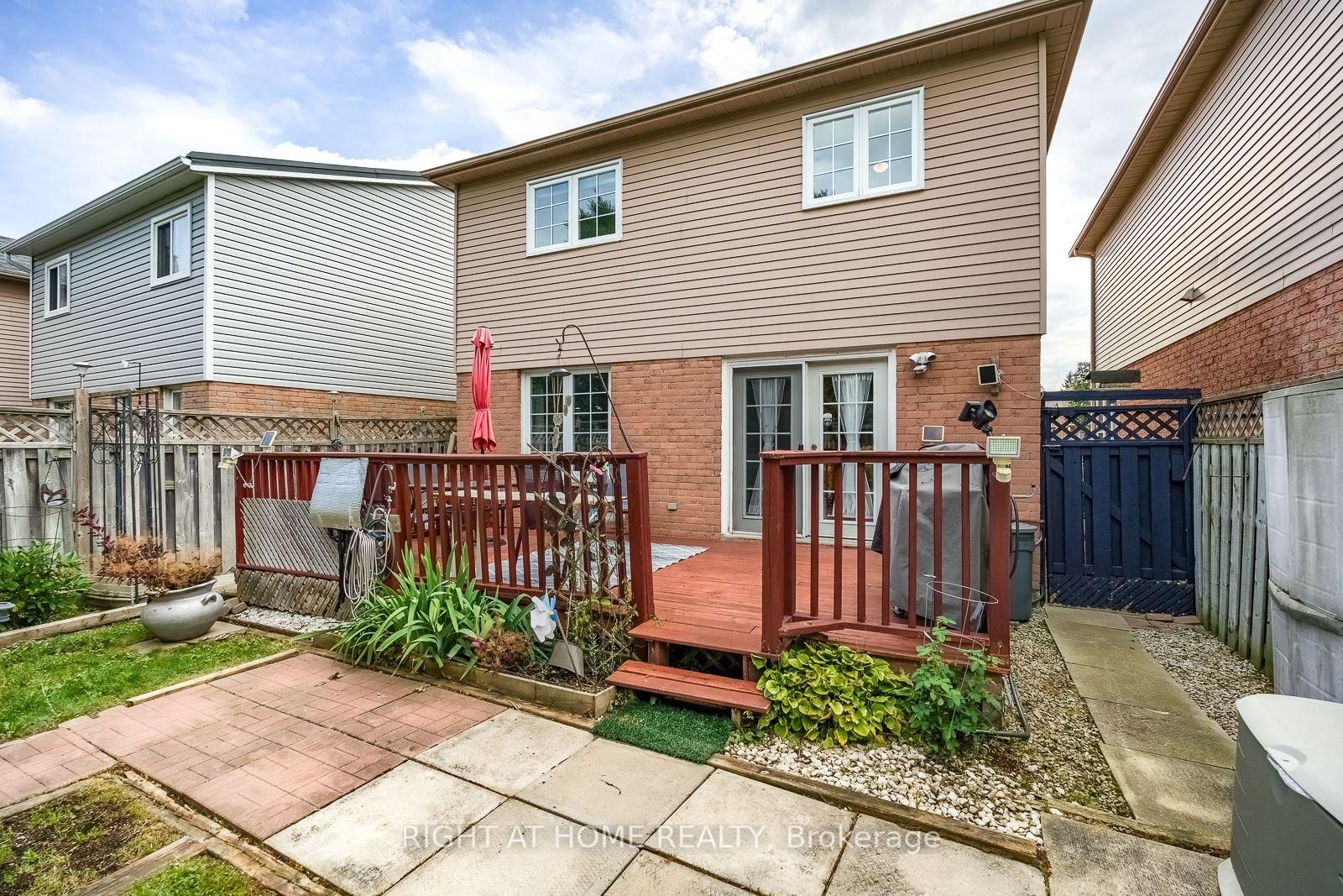 54 Niagara Place • Brampton, ON photo 46
