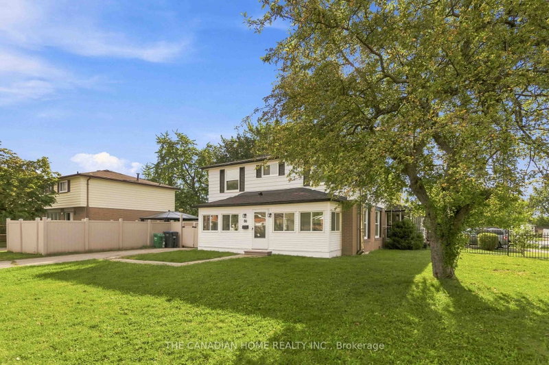 80 Flamingo Crescent