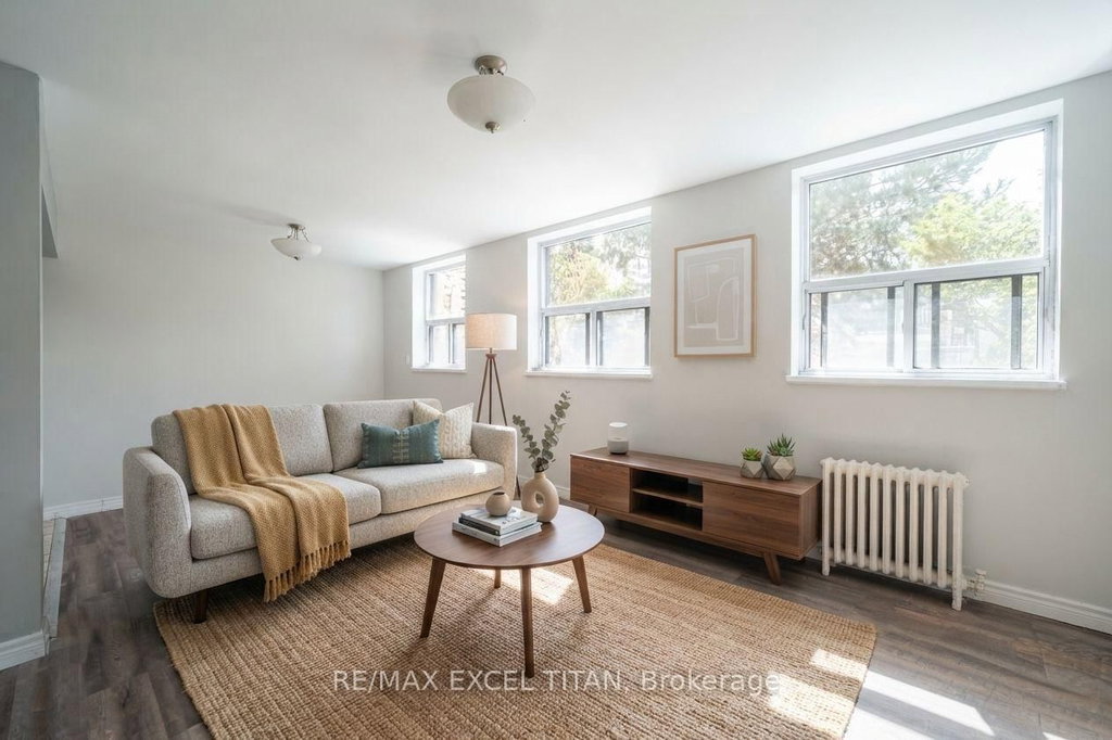 24 - 2035 Prospect Street 2