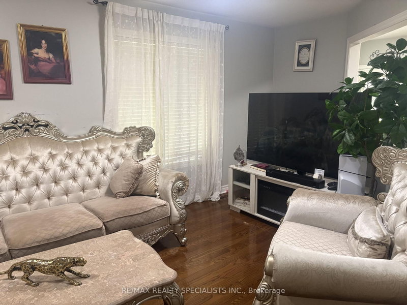 3137 Bentley Mississauga,ON L5M 6V8 — Photo 10