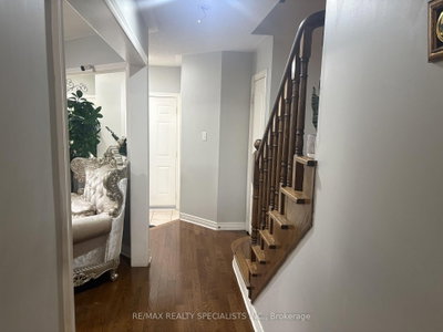 3137 Bentley Mississauga,ON L5M 6V8 — Photo 11