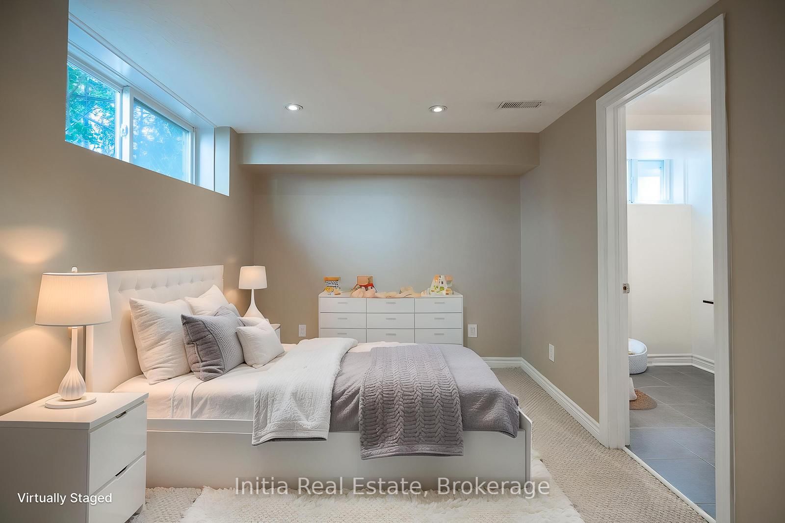 53 Burrows Avenue • Toronto, ON photo 23