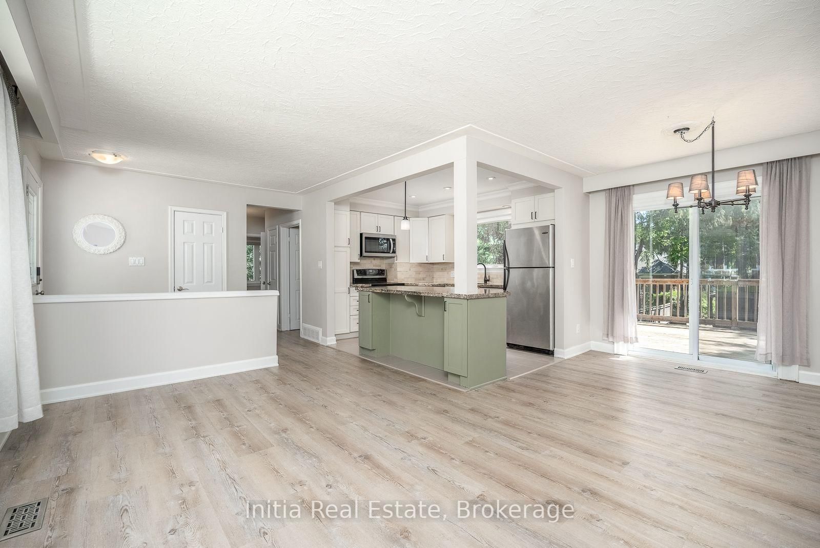53 Burrows Avenue • Toronto, ON photo 6