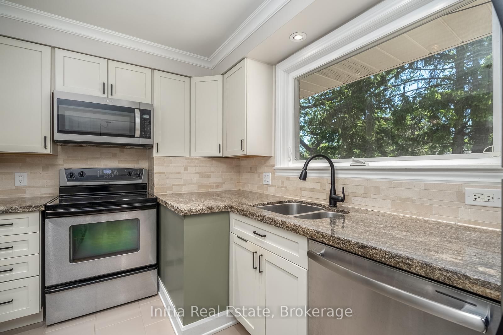 53 Burrows Avenue • Toronto, ON photo 9