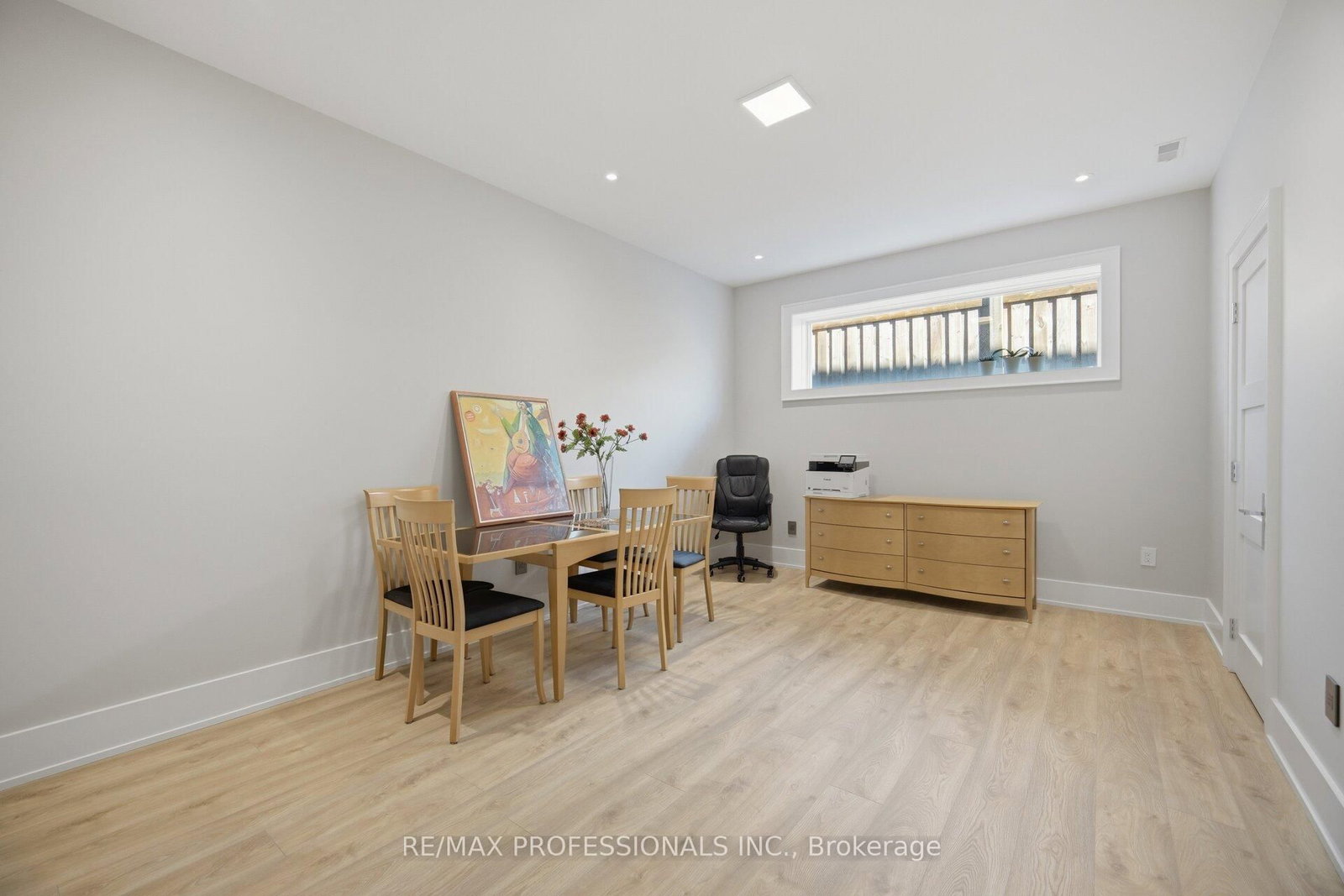 466 The Kingsway • Toronto, ON photo 45