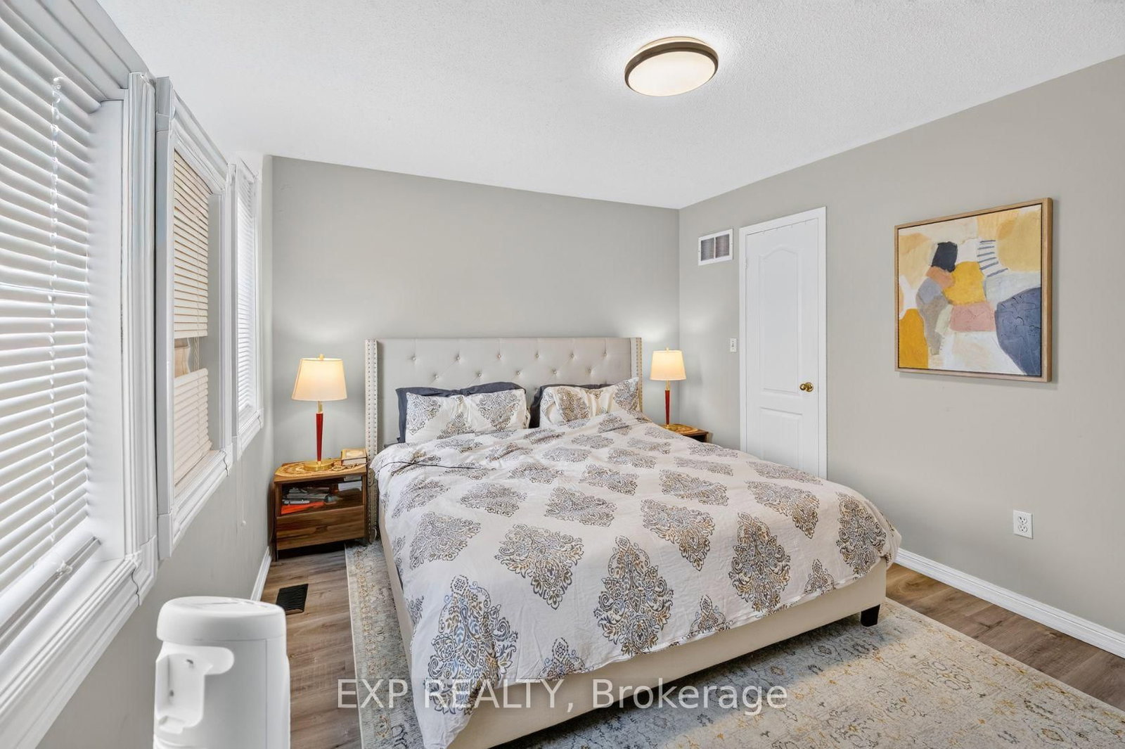1008 Cooper Avenue • Milton, ON photo 16