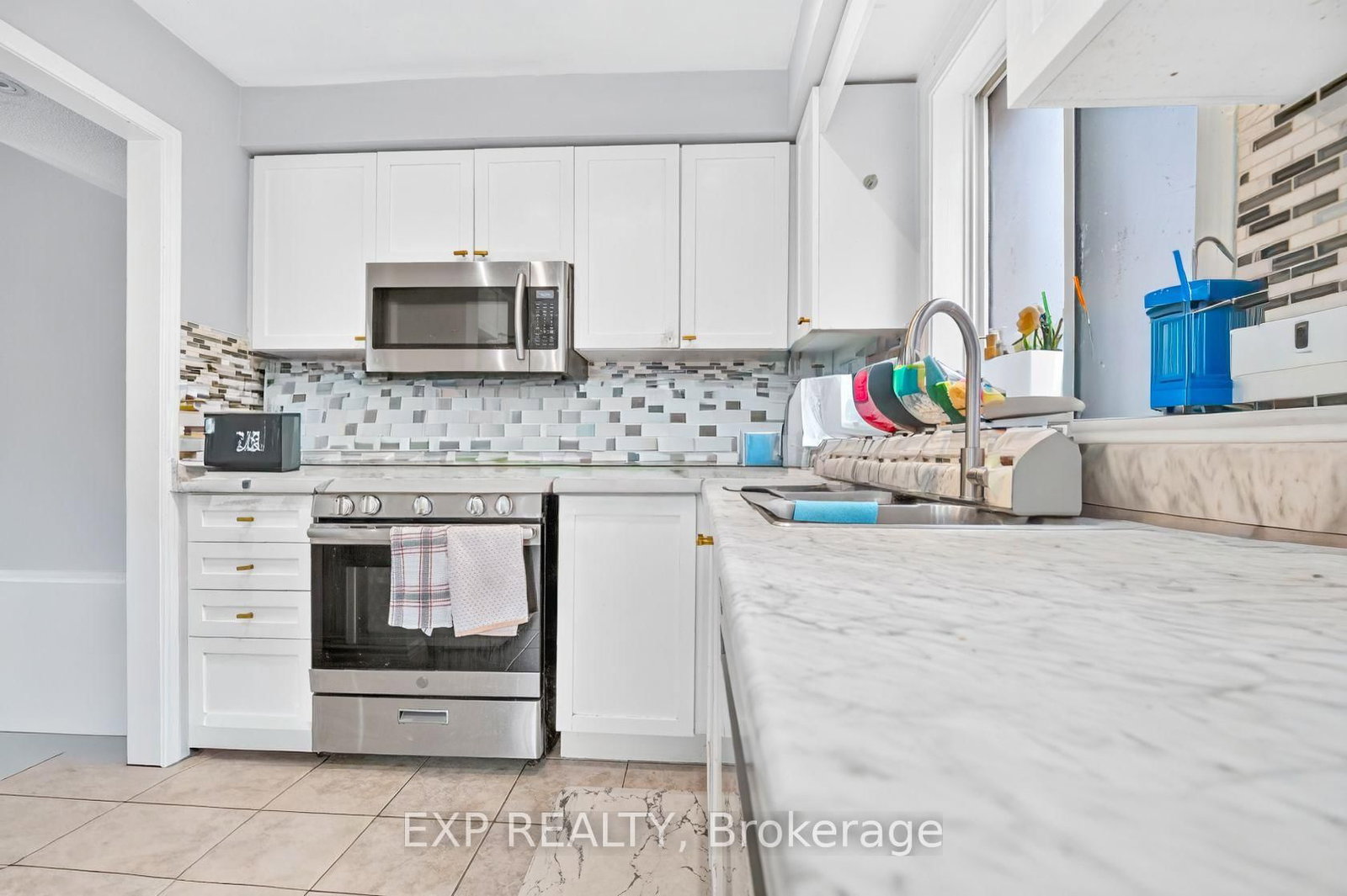1008 Cooper Avenue • Milton, ON photo 5