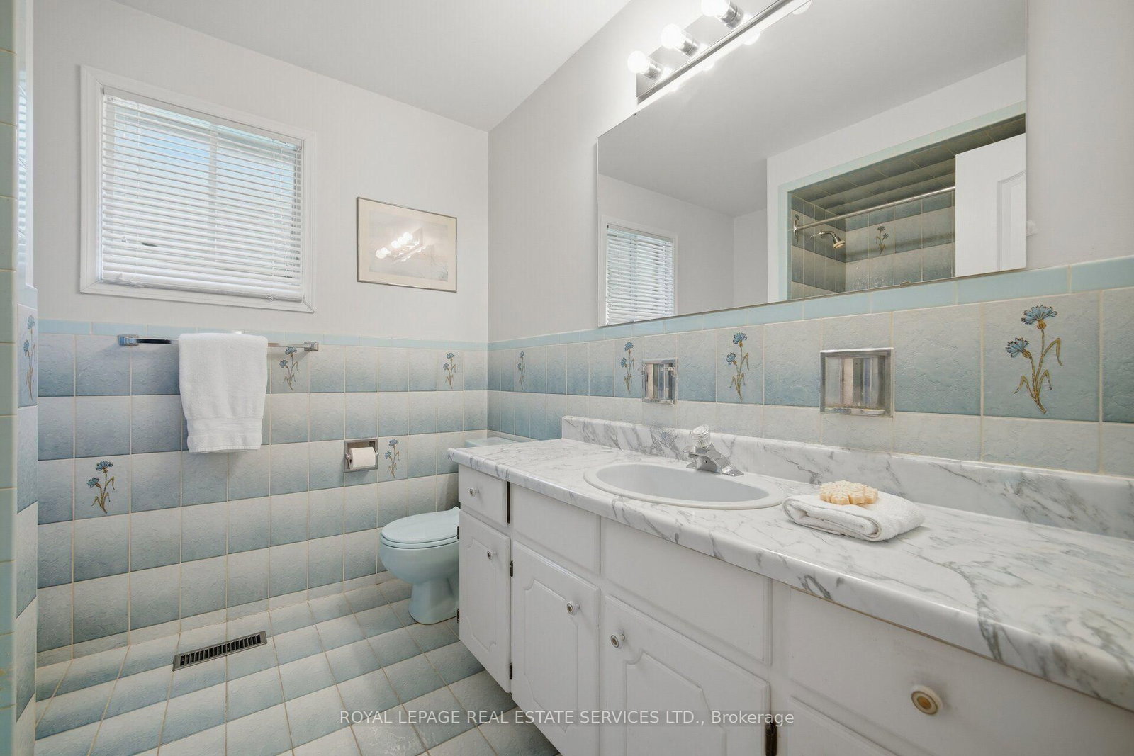 124 Stilecroft Drive • Toronto, ON photo 31