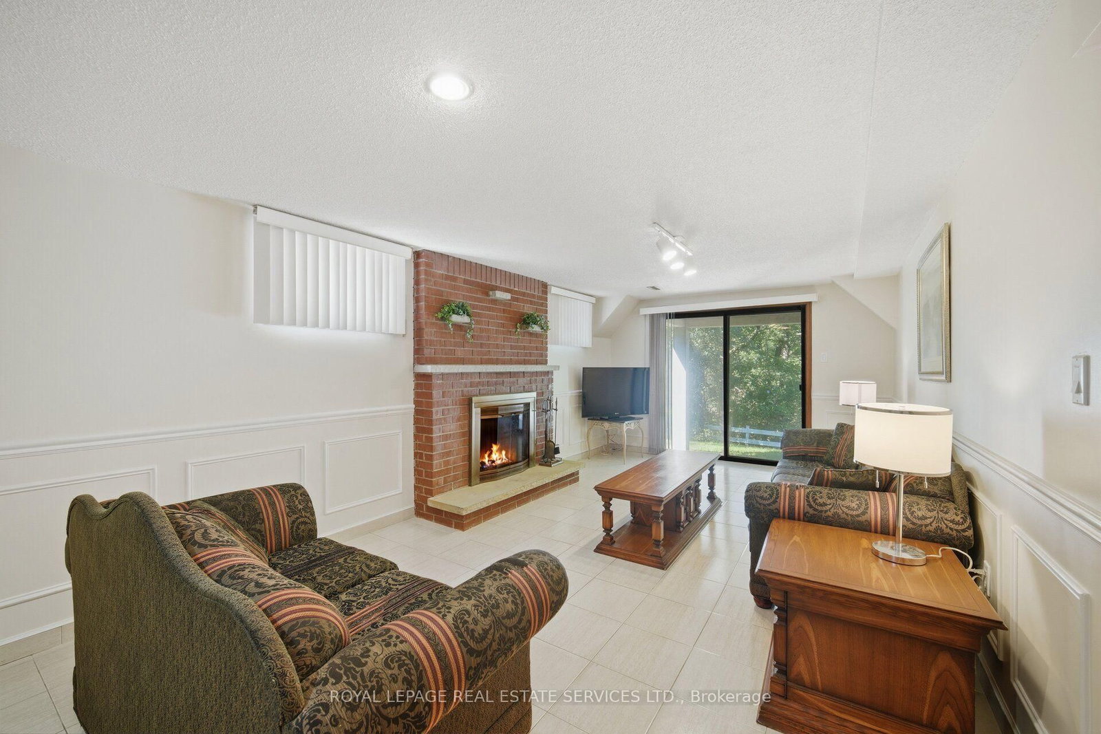 124 Stilecroft Drive • Toronto, ON photo 33