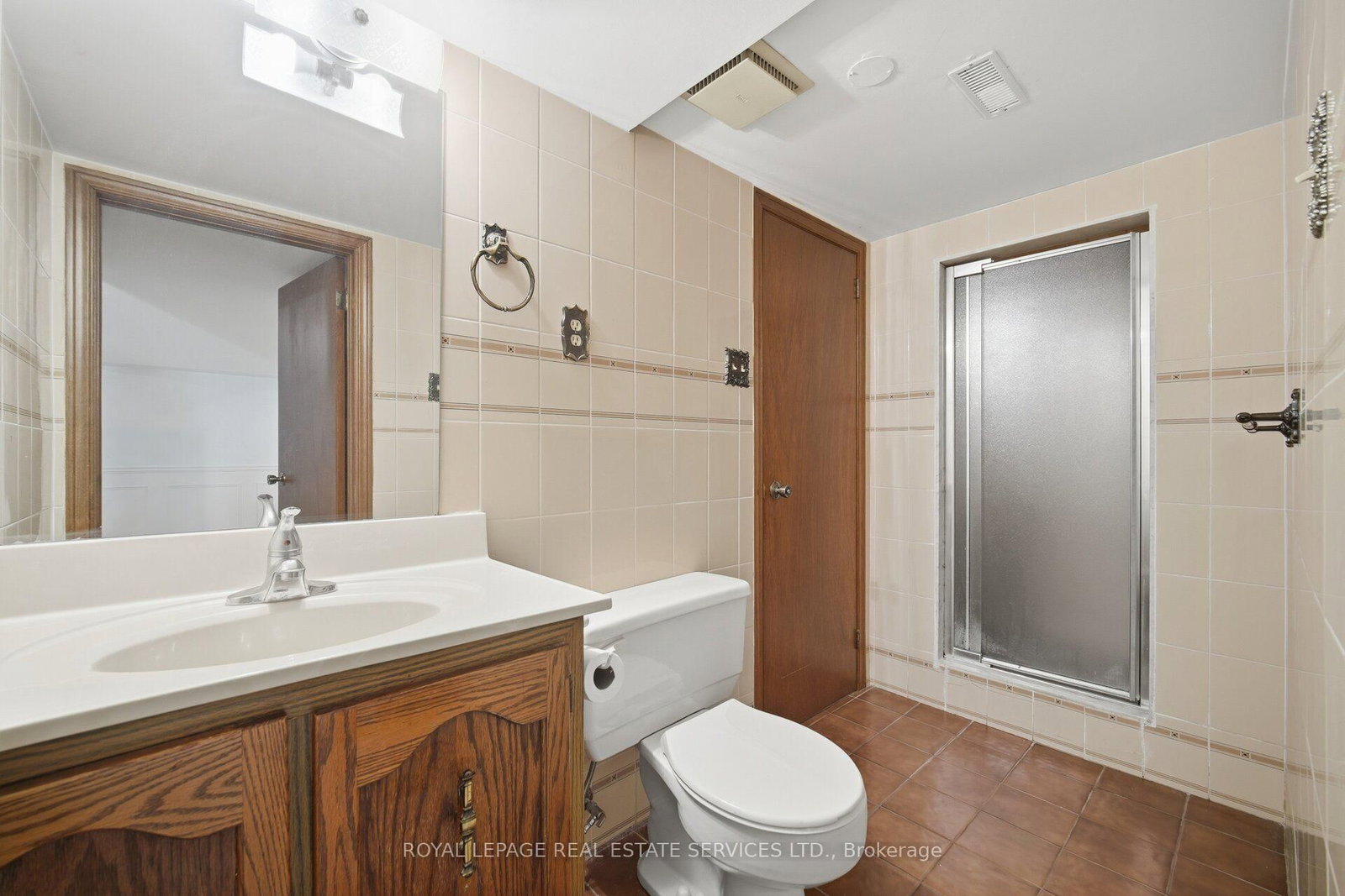 124 Stilecroft Drive • Toronto, ON photo 42