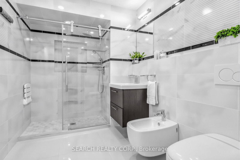 1421 Watersedge Mississauga,ON L5J 1A3 — Photo 24