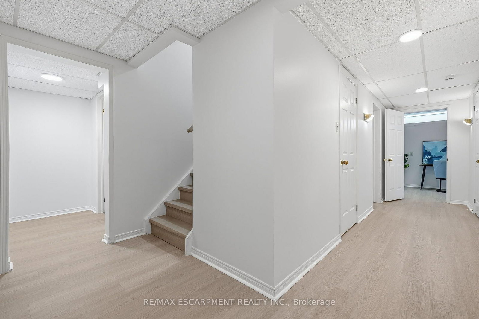 551 Deerhurst Drive • Burlington, ON photo 30