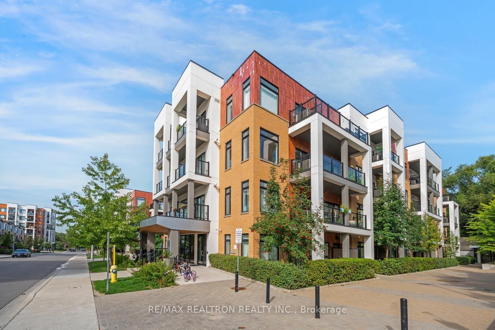 120 Canon Jackson Drive • #304 • Toronto, ON photo 2
