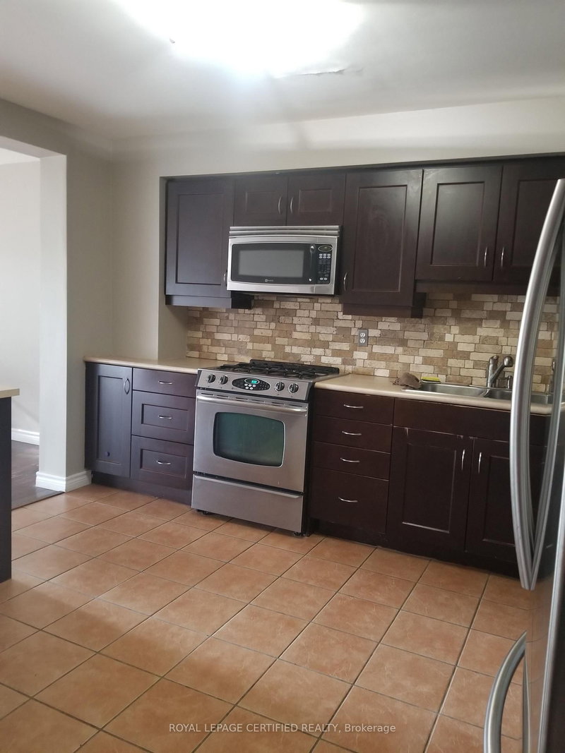 Room - 1452 Creditwoodlands Court