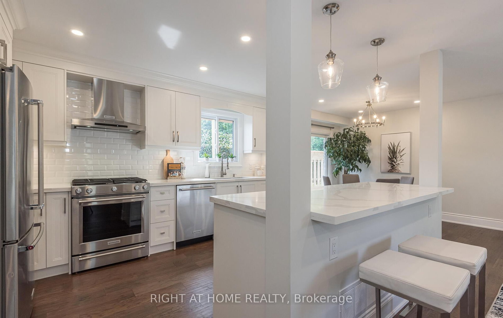 8 Culham Street • Oakville, ON photo 21