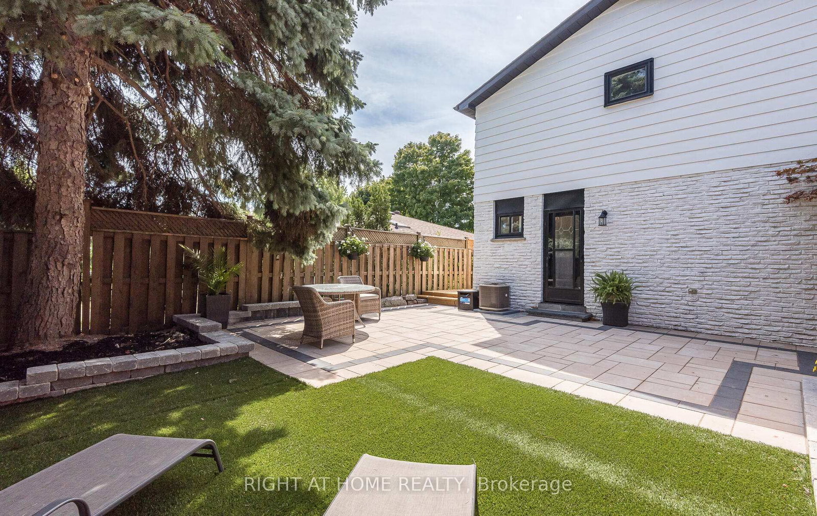 8 Culham Street • Oakville, ON photo 48