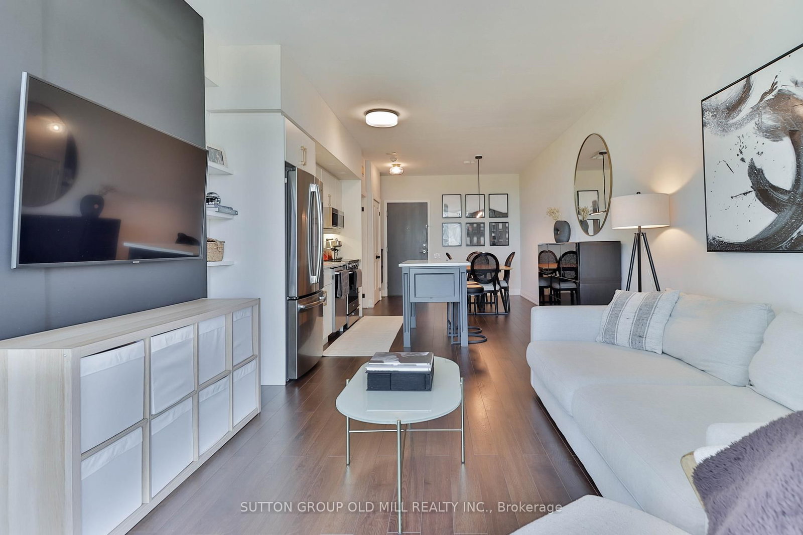 103 The Queensway • #602 • Toronto, ON photo 4