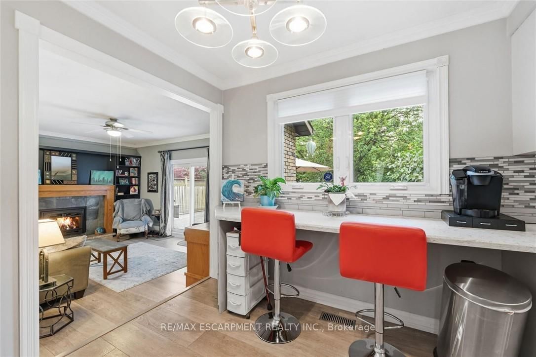 132 Hampton Heath Road • Burlington, ON photo 16