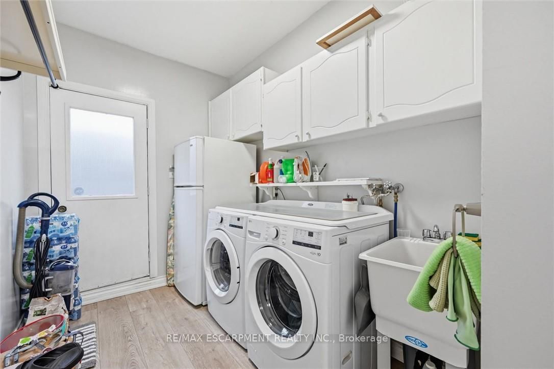 132 Hampton Heath Road • Burlington, ON photo 21