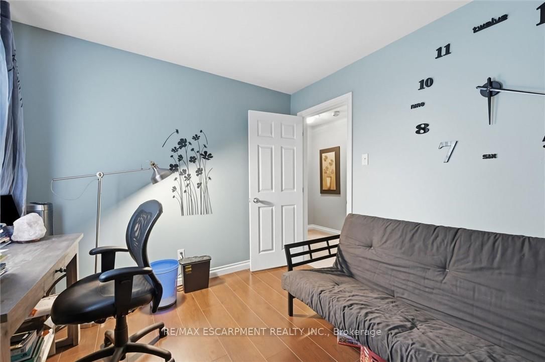 132 Hampton Heath Road • Burlington, ON photo 25