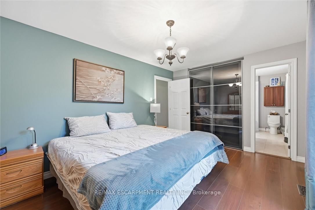132 Hampton Heath Road • Burlington, ON photo 28