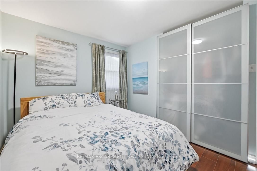 132 Hampton Heath Road • Burlington, ON photo 32