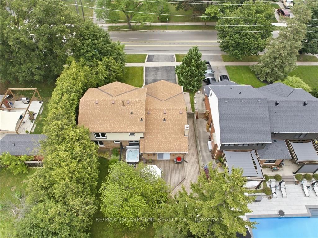 132 Hampton Heath Road • Burlington, ON photo 40