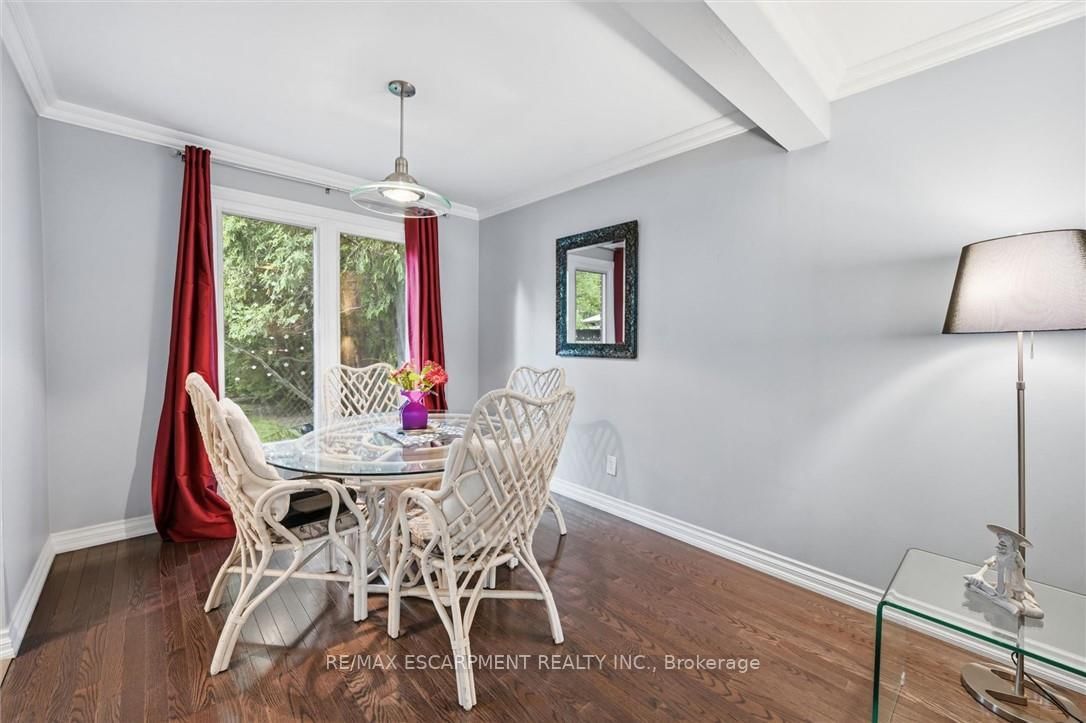 132 Hampton Heath Road • Burlington, ON photo 9