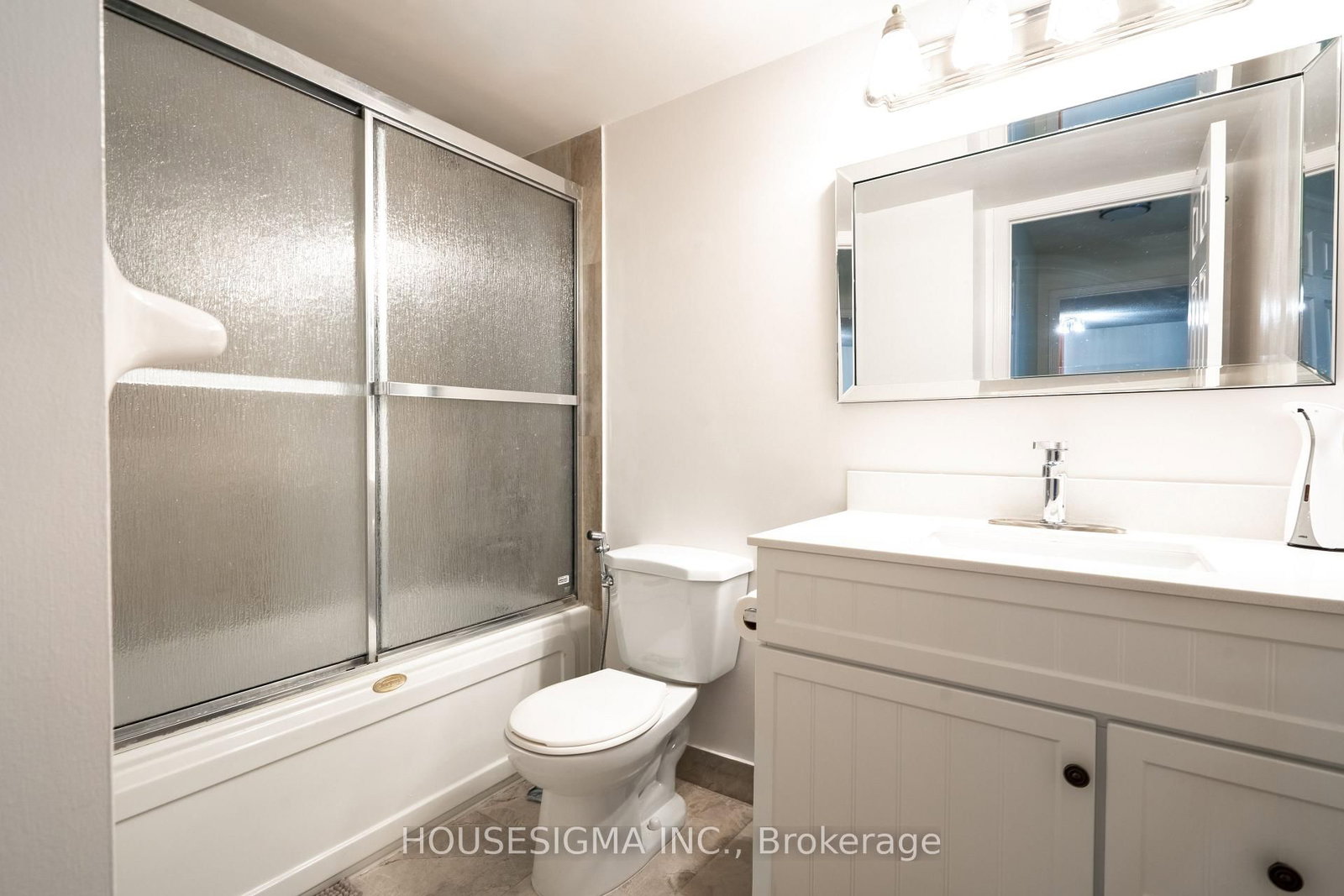 35 Kingsbridge Garden Circle • #513 • Mississauga, ON photo 9
