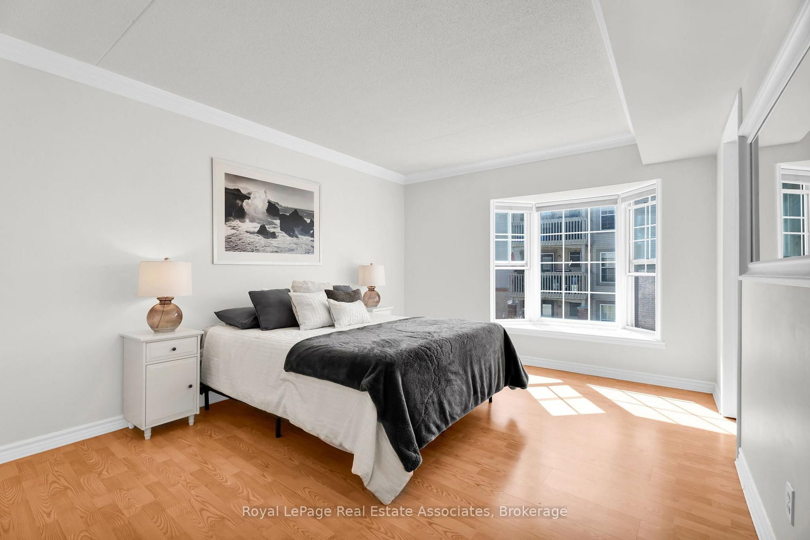 4003 Kilmer Drive • #311 • Burlington, ON photo 19